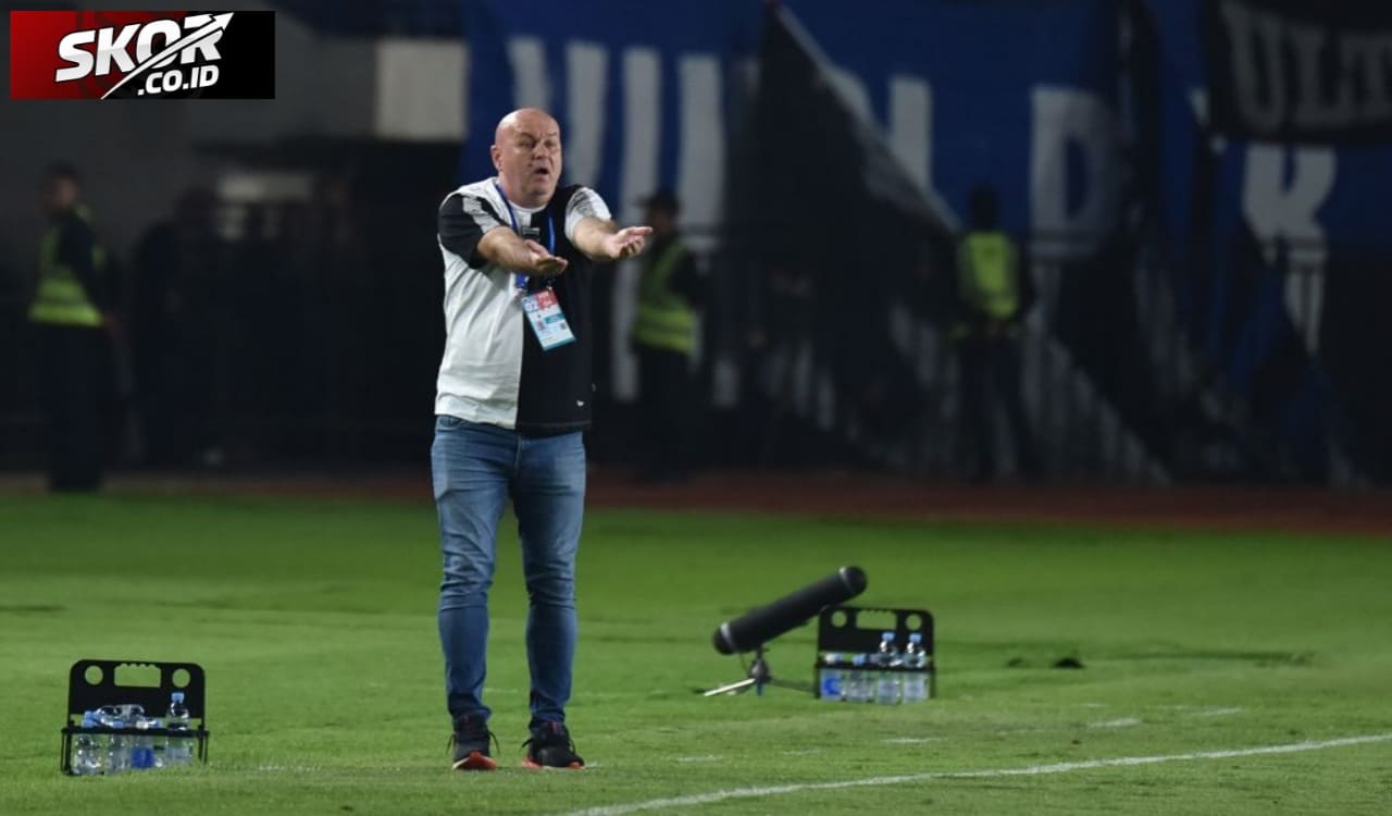 Bojan Hodak Minta Bobotoh Untuk Tertib Saat Laga Kandang
