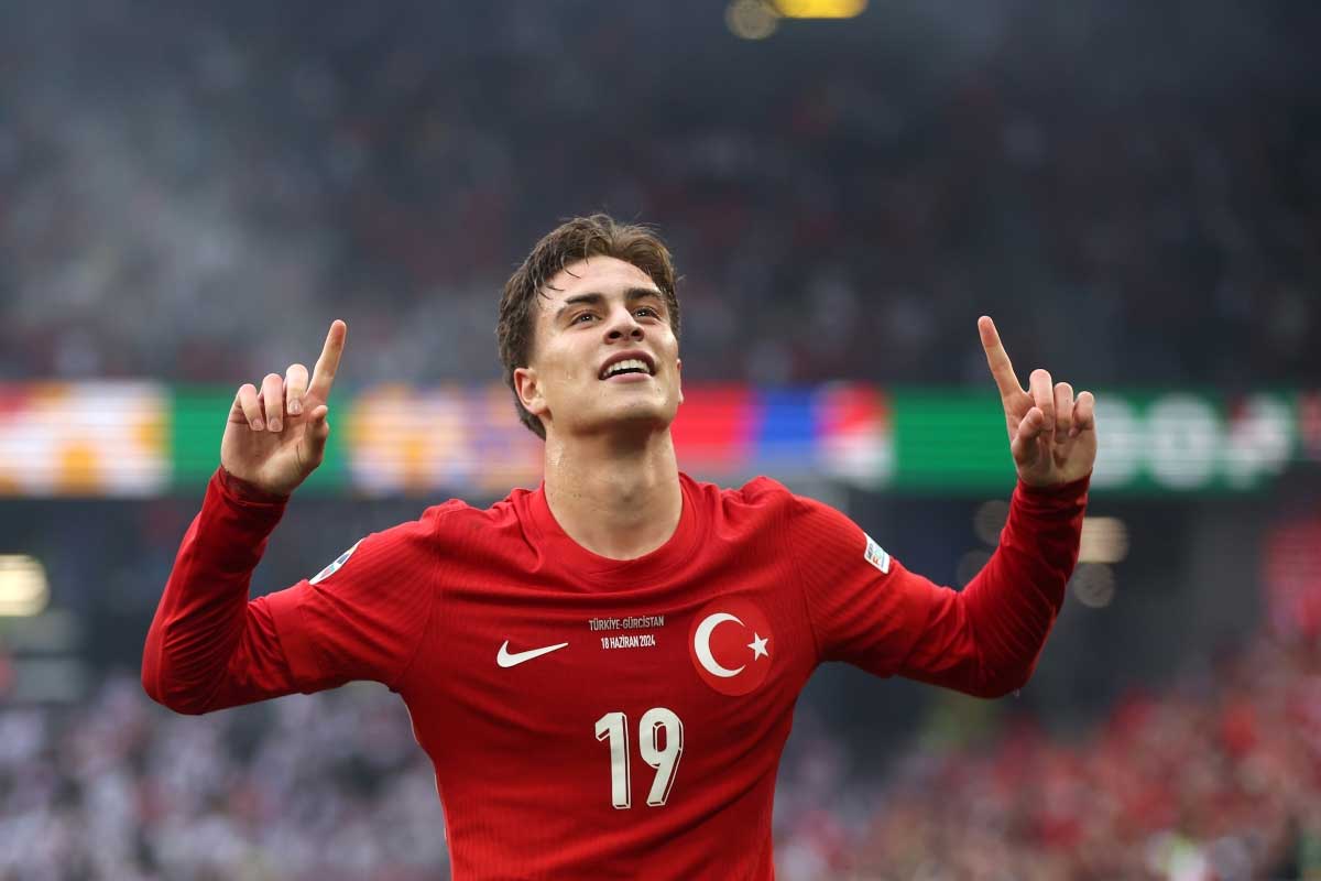 Arsenal Ikut Perburuan Kenan Yildiz | Skor.co.id