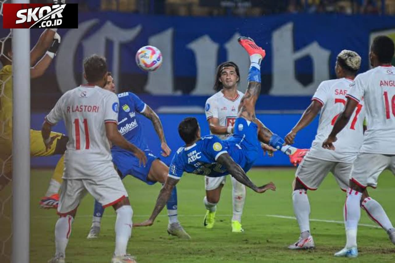 Laga Persib Bandung vs Malut United Diundur