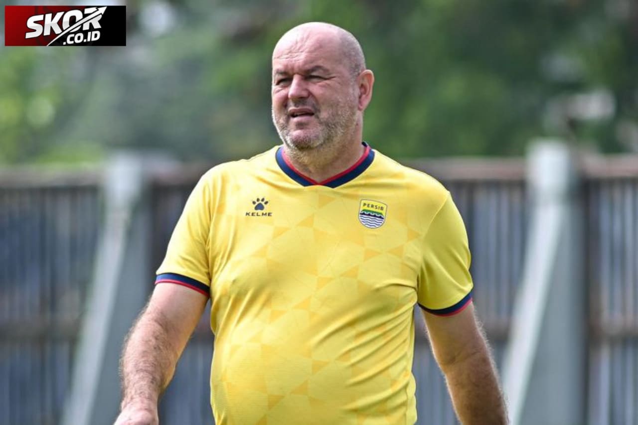 Manajemen Persib Tepis Rumor Bojan Hodak Latih Timnas