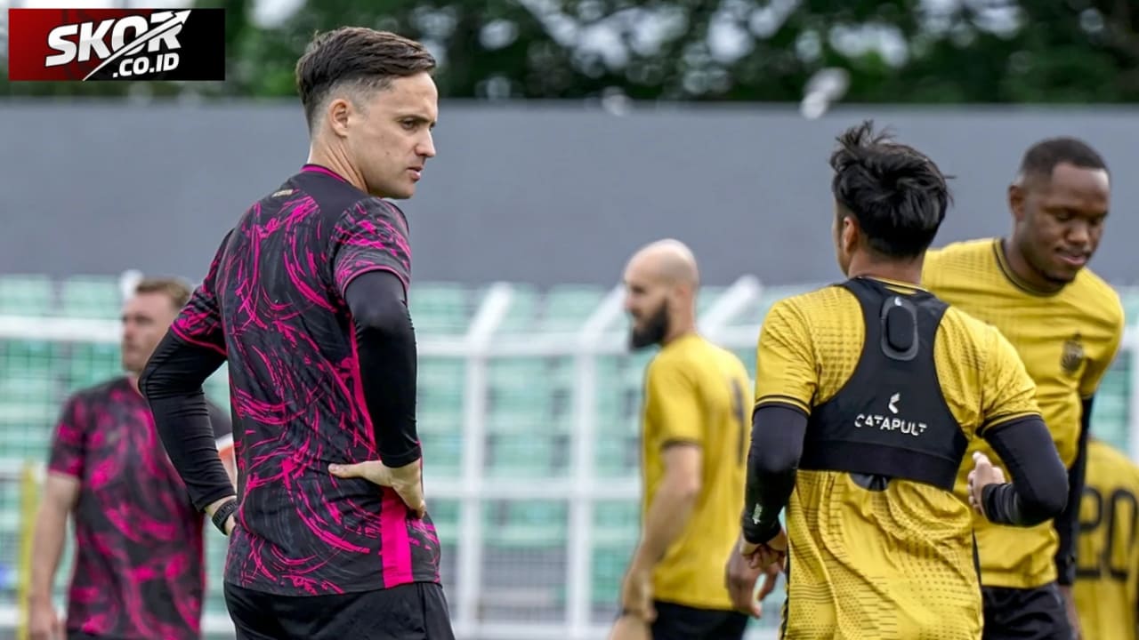 Persebaya Reuni Dengan Paul Munster Tanpa Pelatih Kepala