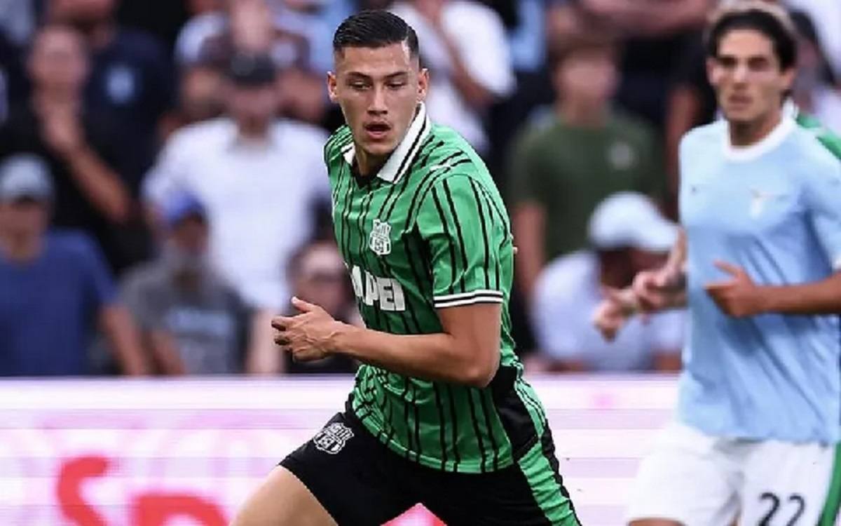 Prediksi Skor Cagliari vs Sassuolo: Ujian Berat Jay Idzes cs