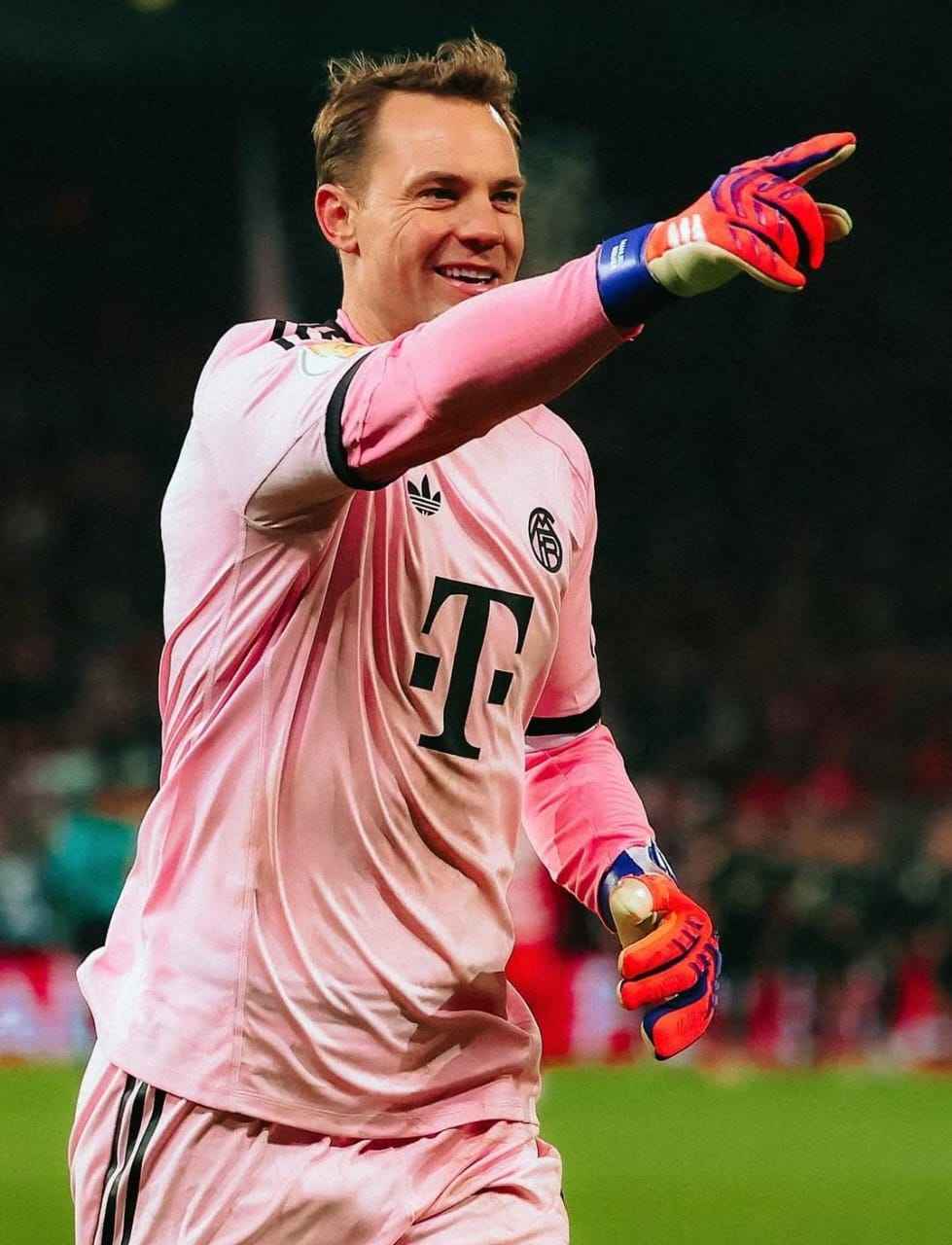 Profil Manuel Neuer: Legenda Kiper Modern Sepak Bola Dunia