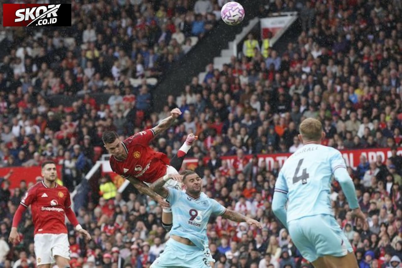 Rooney Puji Penampilan Benjamin Sesko