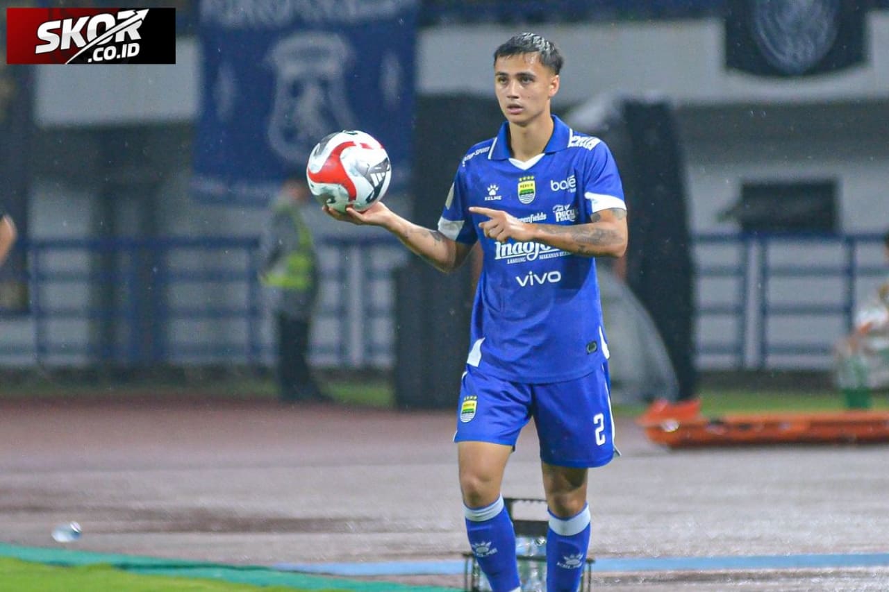 Tak Gentar di Kritik, Eliano Buktikan di Lapangan