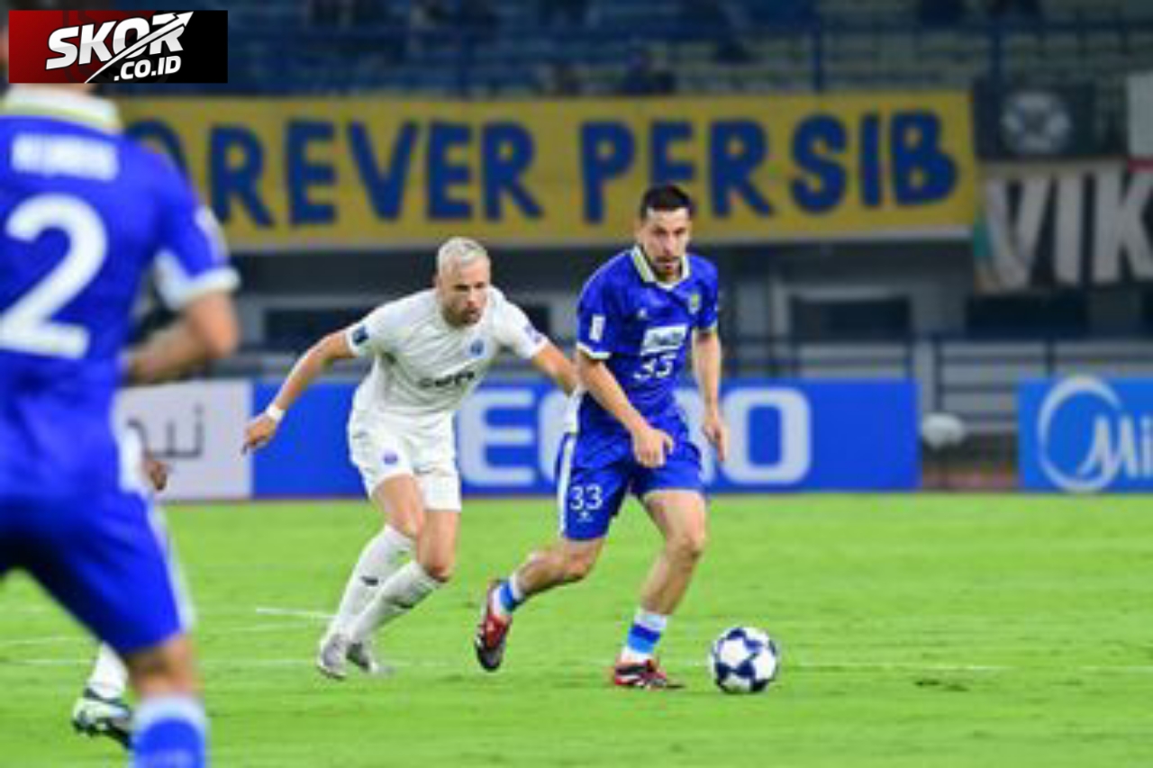 Thom Haye Bocorkan Kondisi Ruang Ganti Persib