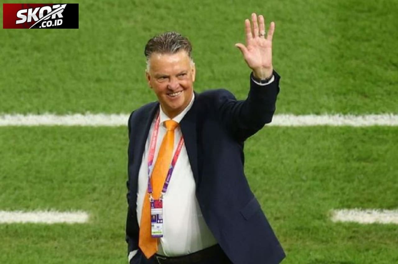 Van Gaal Akhirnya Lakukan Konferensi Pers