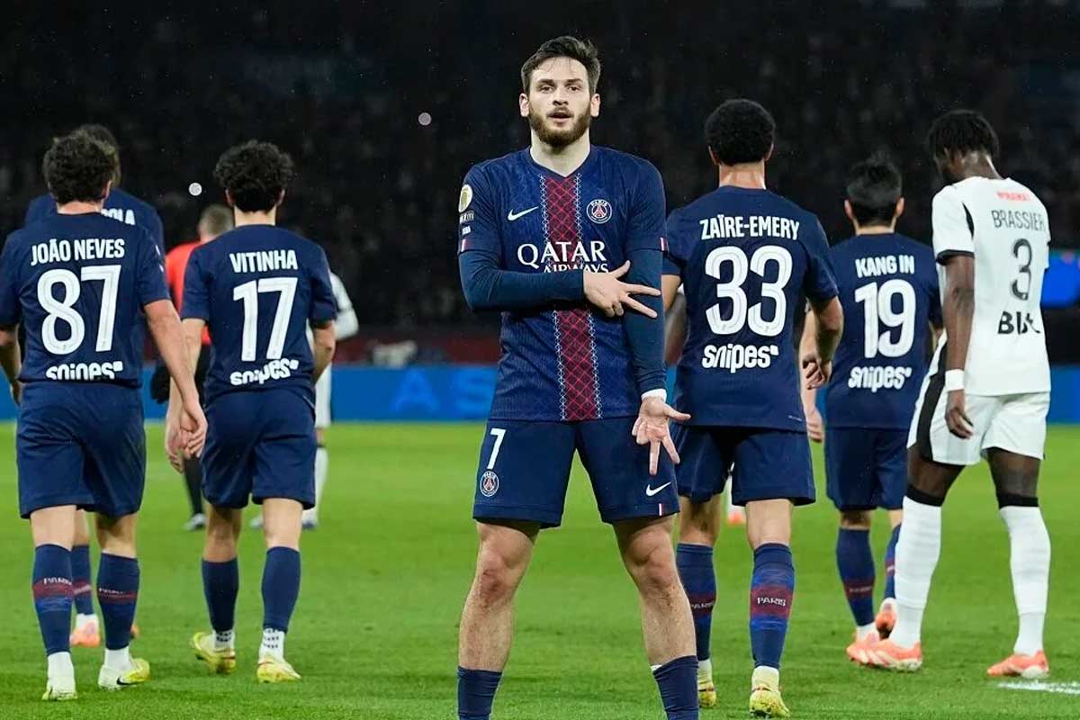 Prediksi Skor Metz vs PSG di Ligue 1 | Skor.co.id